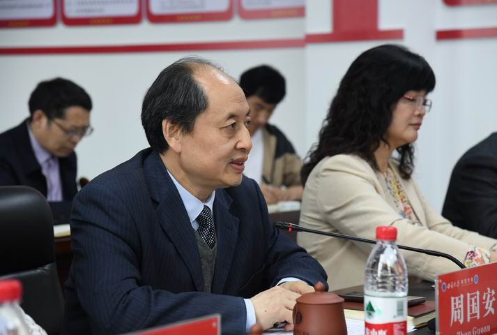 调整大小 周书记特写.jpg
